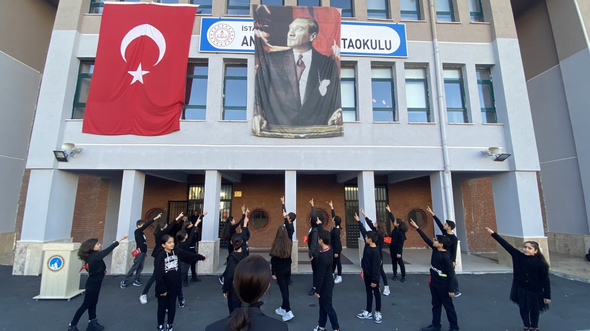 Okulumuzda 10 Kasım Mustafa Kemal Atatürk'ü  Anma Programı Gerçekleştirildi