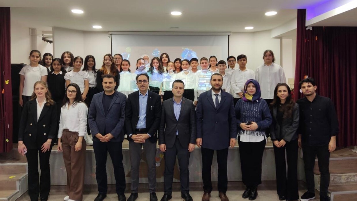Arnavutköy İlçe Milli Eğitim Müdürlüğü Kütüphaneler Haftası Kutlama Programı Okulumuzda Yapıldı